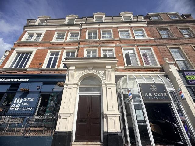 Flat for rent in Central, Heathlands