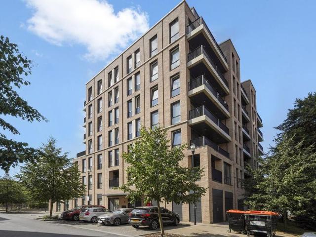 Apartment for rent in London Borough of Ealing, Hanwell