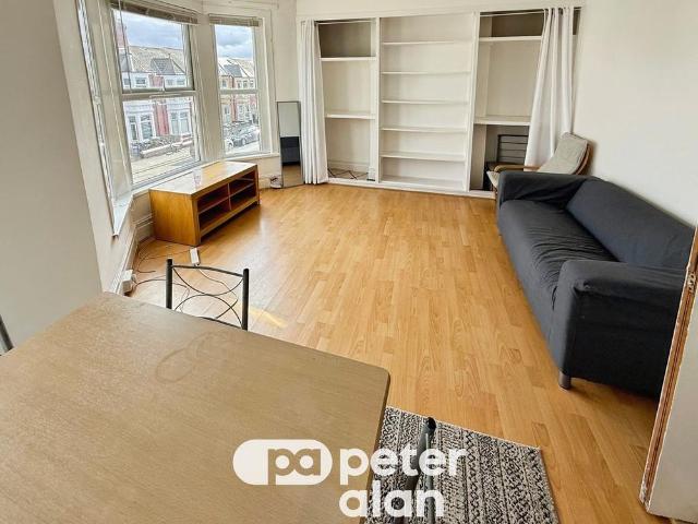 Apartment for rent in Maindy, Cardiff