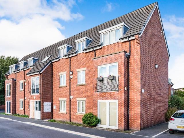 Flat for rent in Golborne, Wigan