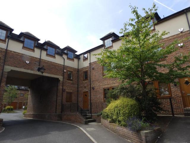 Flat for rent in Gawthorpe, West Yorkshire
