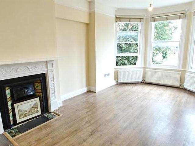 Apartment for rent in Hornsey, Greater London