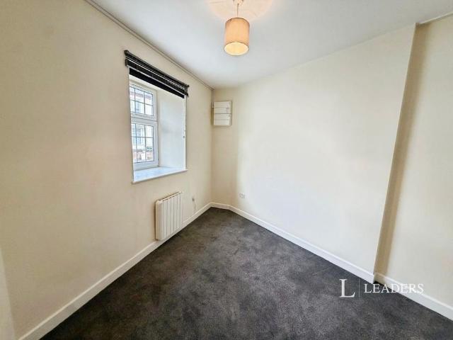 Apartment for rent in Elmfield, Leicestershire