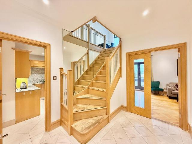 Flat for rent in Isle Of Man