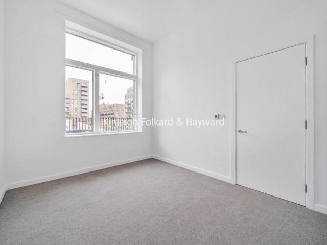 Apartment for rent in London Borough of Barking and Dagenham, Greater London