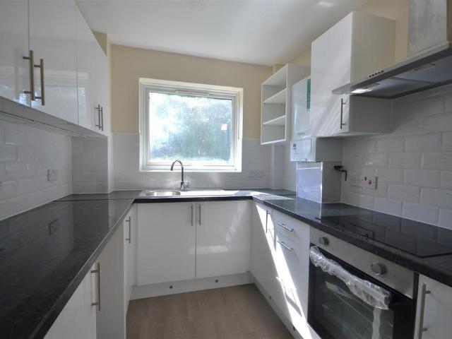 Flat for rent in Preston, Greater London