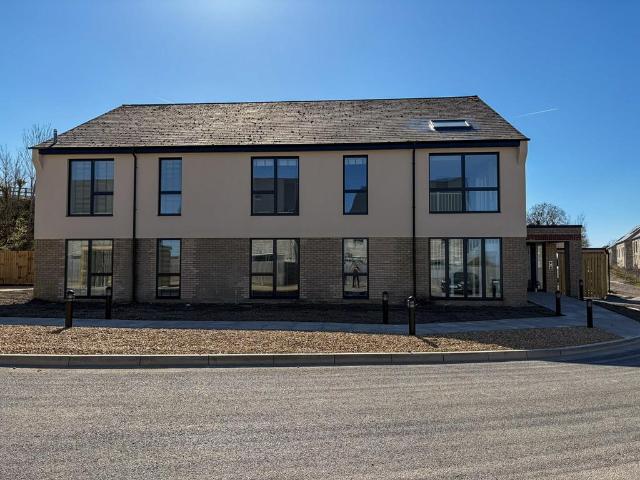 Flat for rent in Commercial End, Barway