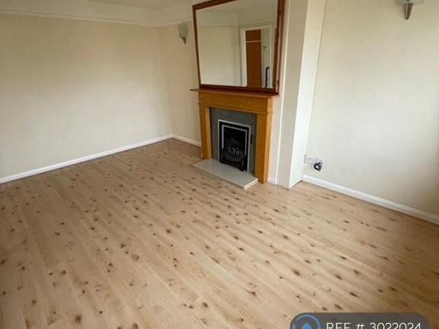 Apartment for rent in St James, Sandown Park