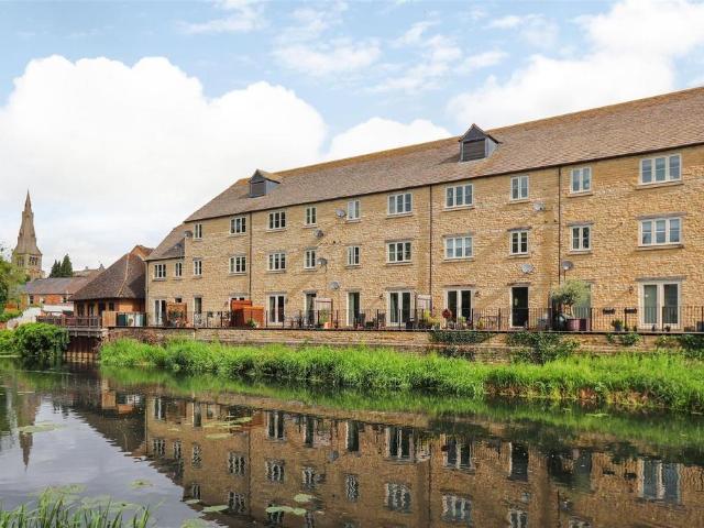 Flat for rent in Baron St Martin, South Kesteven