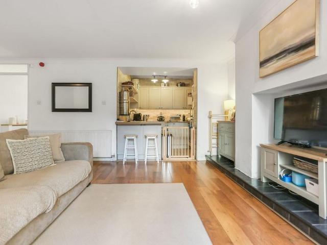Apartment for rent in Brunswick, Hove
