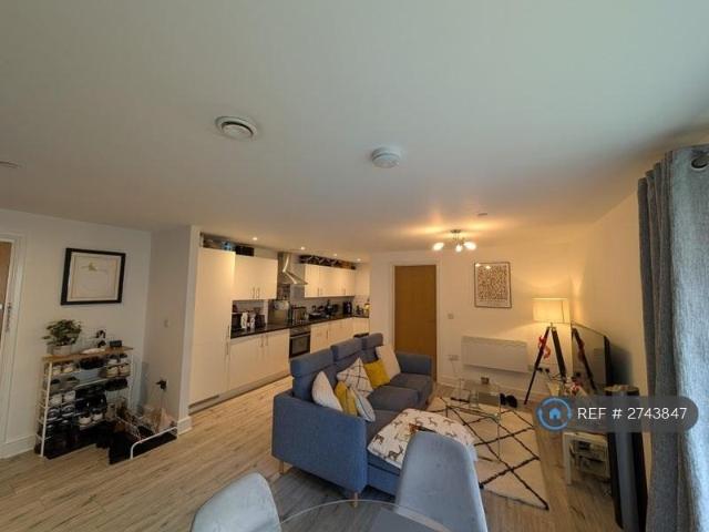 Flat for rent in Farleygreen, Spring Park