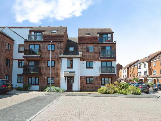 Flat for rent in Eastney, City Of Portsmouth
