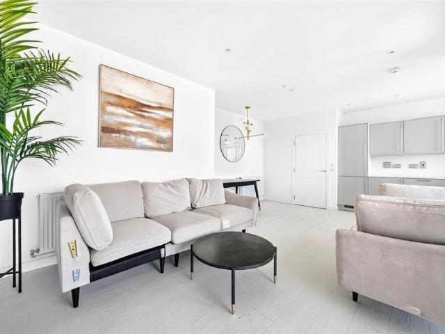 Apartment for rent in Barking Riverside, Greater London