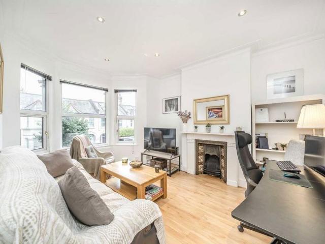 Apartment for rent in London Borough of Ealing, Greater London