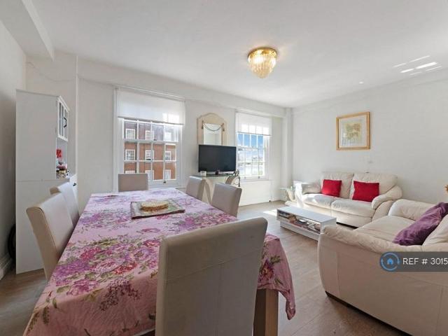 Apartment for rent in St. John's Wood, Greater London