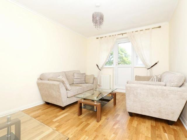 Apartment for rent in Colney Hatch, Isle Of Man
