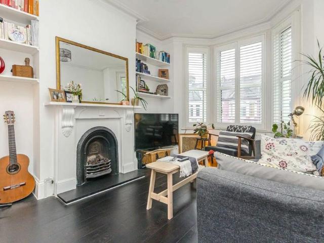Apartment for rent in London Borough of Ealing, Greater London