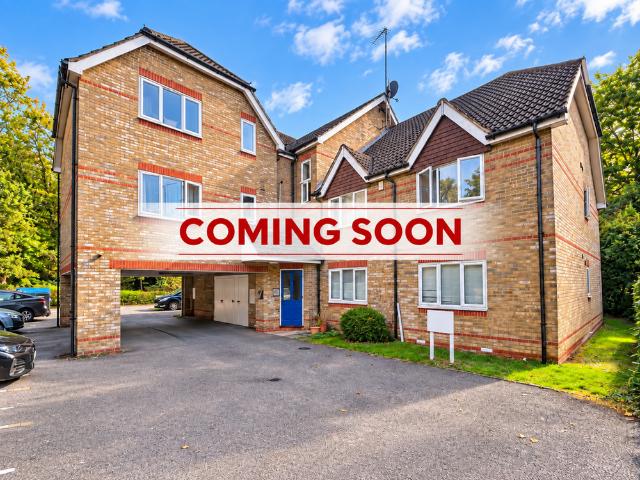 Apartment for rent in Horsell, Woking