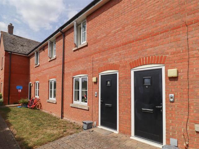 Flat for rent in Woodditton, Barway
