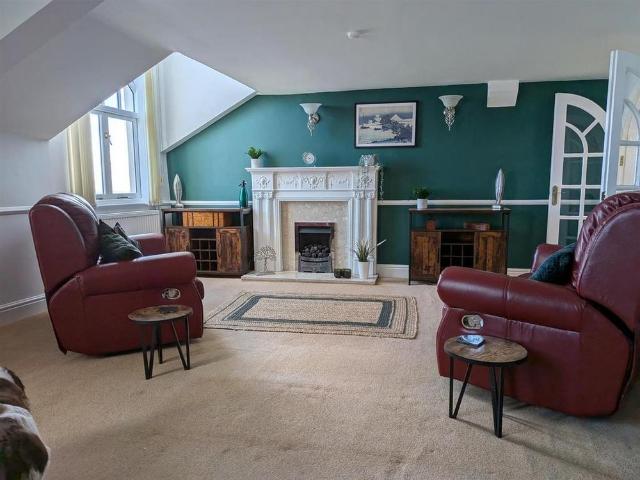 Apartment for rent in South Cliff, Kepwick
