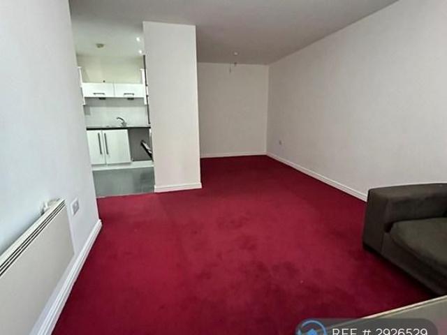 Apartment for rent in London Borough of Hounslow, Greater London