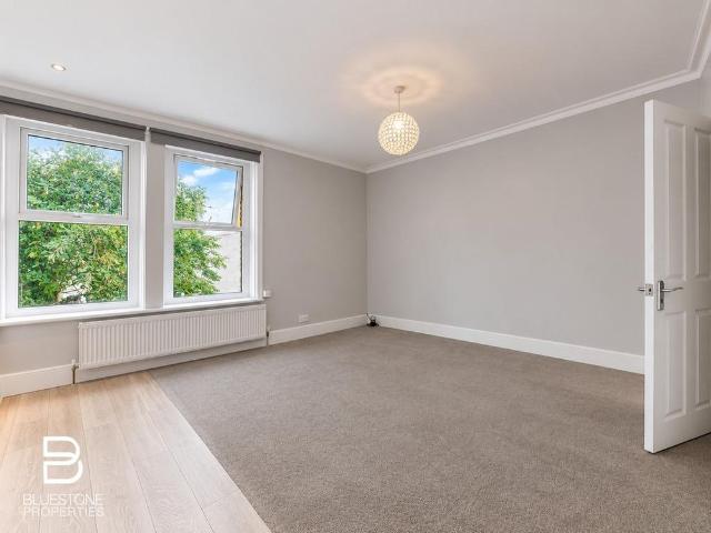 Apartment for rent in Wallington, Greater London