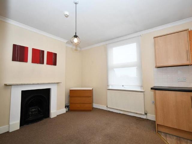 Apartment for rent in London Borough of Newham, Greater London