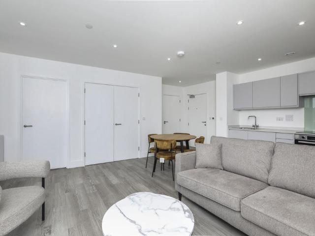 Flat for rent in Chatham