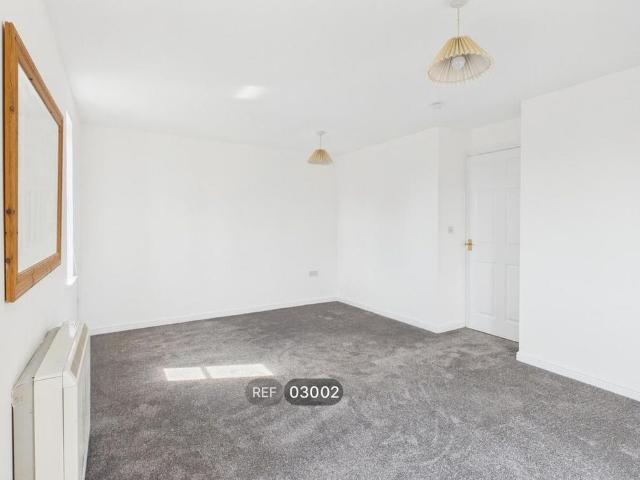 Apartment for rent in Ravenswood, Key Street