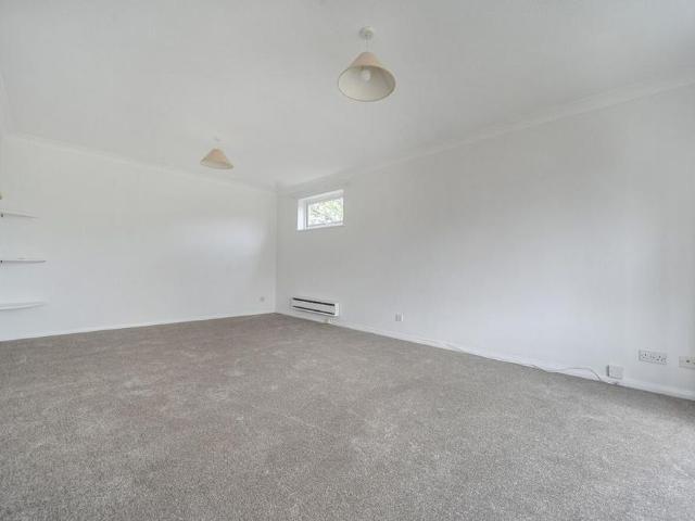 Apartment for rent in West Worthing, Worthing