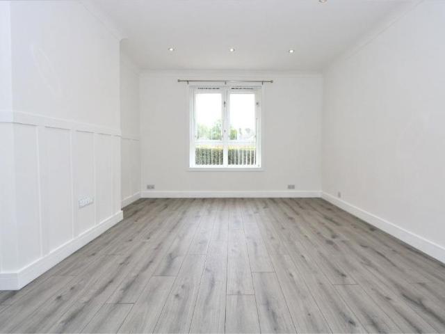 Apartment for rent in Linthouse, Scotland