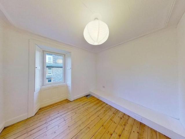 Apartment for rent in Hillside, Leith