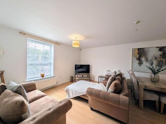 Apartment for rent in Newton Hill, Wakefield