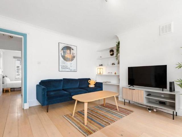 Apartment for rent in Farringdon, Greater London