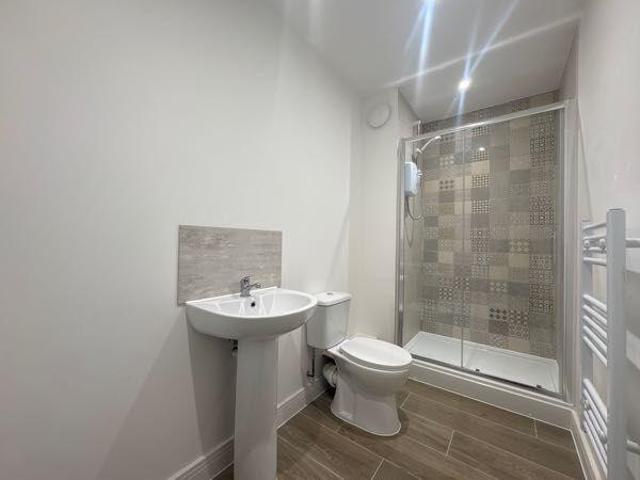 Flat for rent in Rhymney, Wales