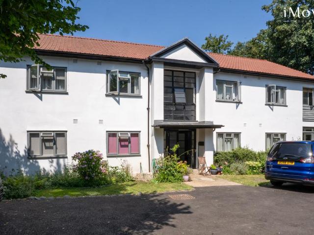 Flat for rent in London Borough of Croydon, Upper Norwood