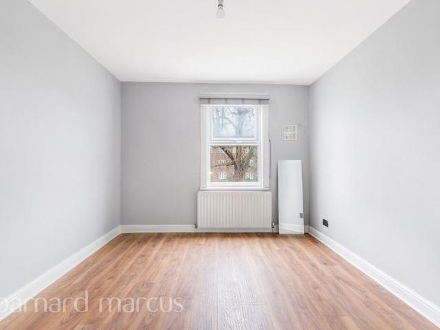 Apartment for rent in London Borough of Croydon, Addiscombe