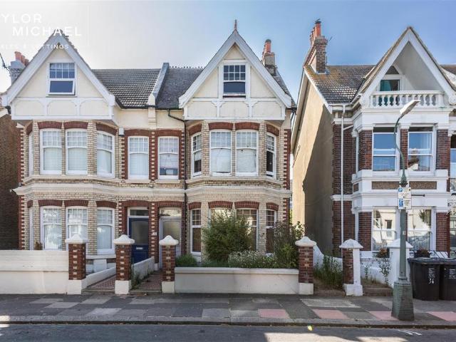 Flat for rent in Hangleton