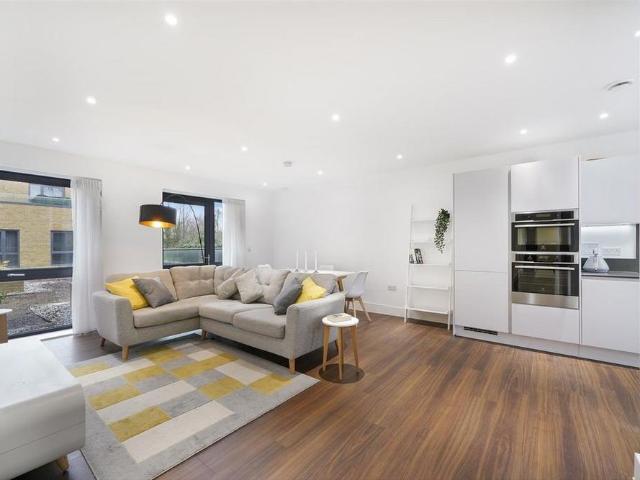 Apartment for rent in Putney, Greater London