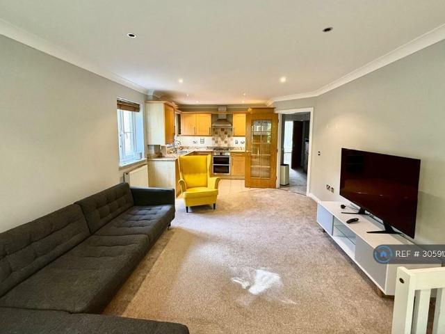 Apartment for rent in Caversham Heights, Reading