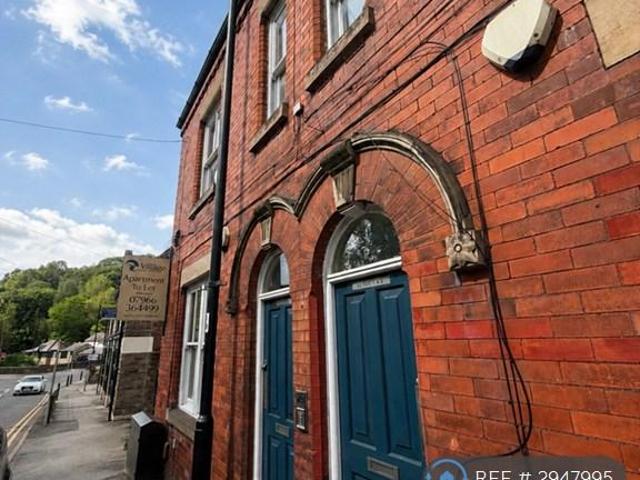Flat for rent in Ludworth Houses, Marple Bridge