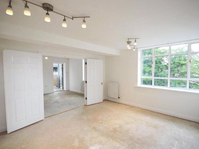Apartment for rent in Fulflood, Hampshire