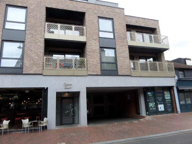 Flat for rent in London Borough of Croydon, Purley