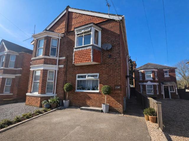 Flat for rent in Shirley Park, City Of Southampton