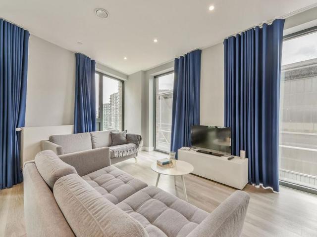 Apartment for rent in London Borough of Hounslow, Greater London
