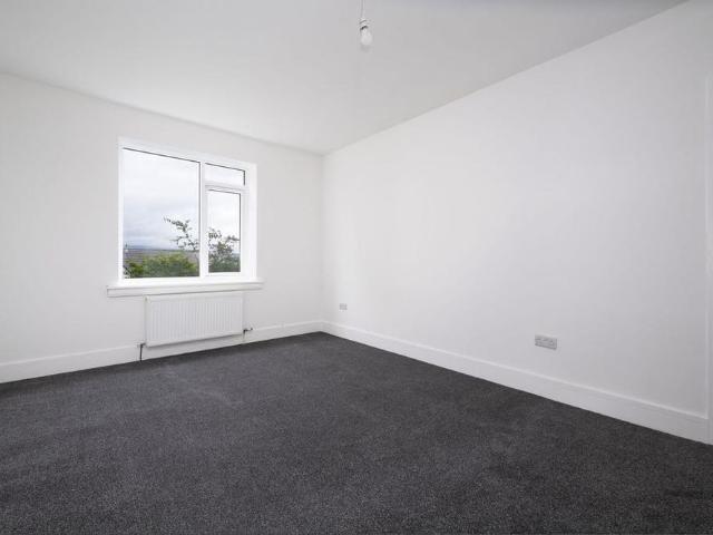 Apartment for rent in Cardwell Bay, Gourock