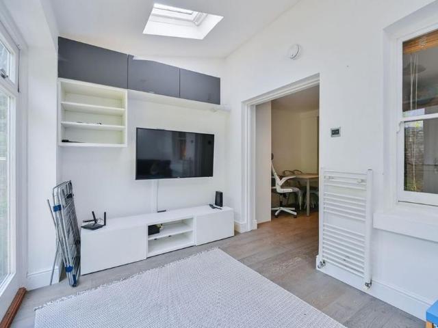 Apartment for rent in Kentish Town, Greater London