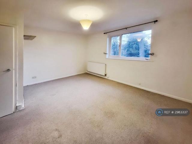 Apartment for rent in Ashton upon Mersey, Trafford Park