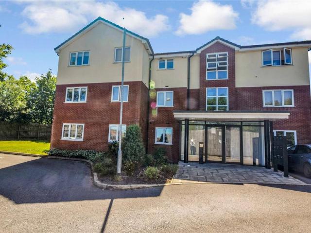 Flat for rent in Newtown, Salford