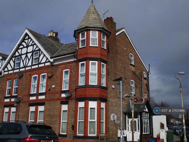 Flat for rent in Grange, West Kirby